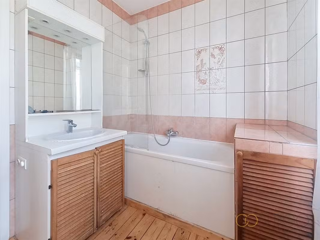 Twee-slaapkamerhuis met terras in Ixelles - 6