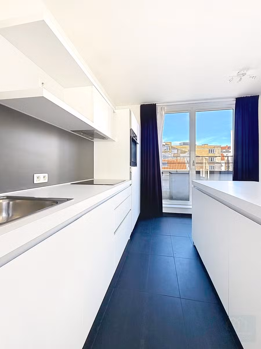 Niet gemeubileerde penthouse met terrassen in Etterbeek - 9