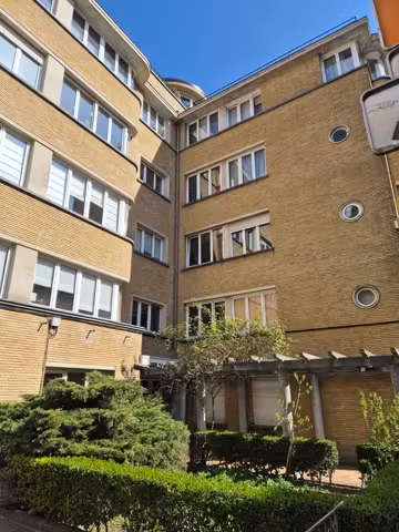 APPARTEMENT - TE HUUR - 1180 UKKEL - € 1.590 - 14