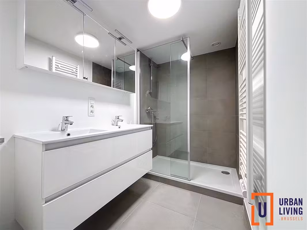 Charmant appartement en duplex au centre de Bruxelles - 11