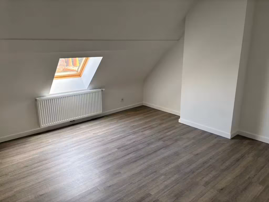 Maison en rangée charmante avec 4 chambres et garage - 12