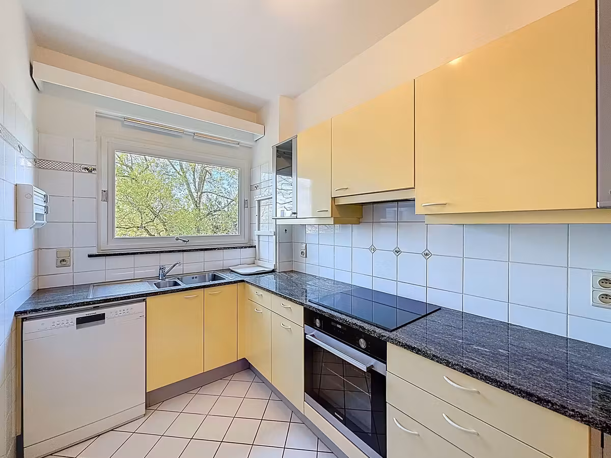 Groot appartement met 3 slaapkamers en terras in Gent - 2