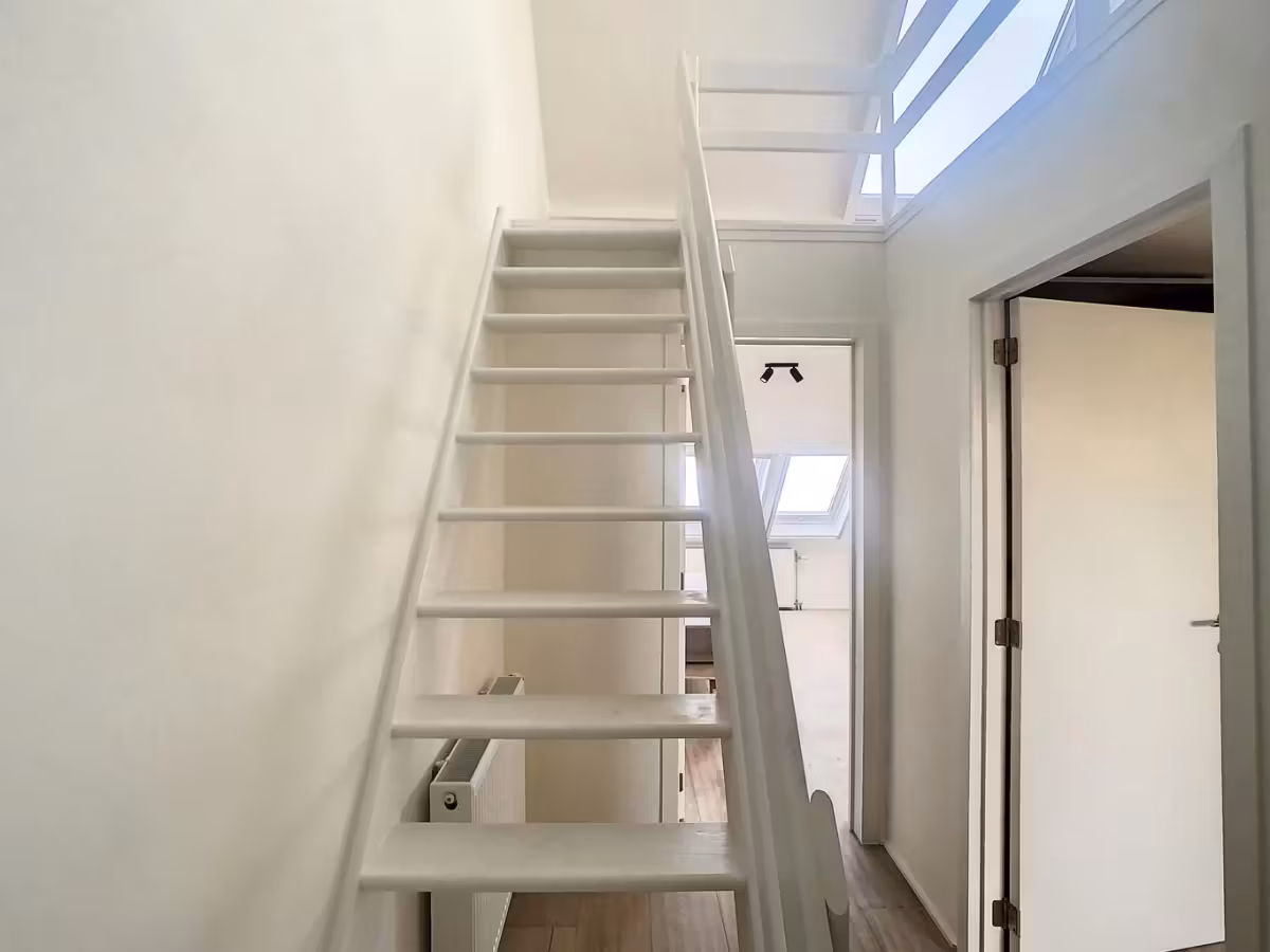 Penthouse in de Cadixwijk met terrassen - 11