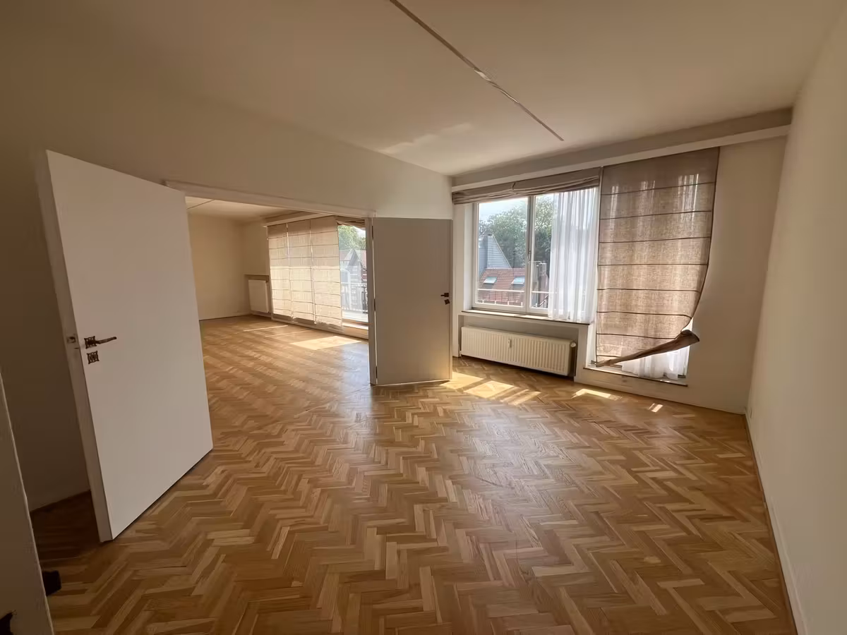 Ruim appartement met 3 slaapkamers in Elsene - 9