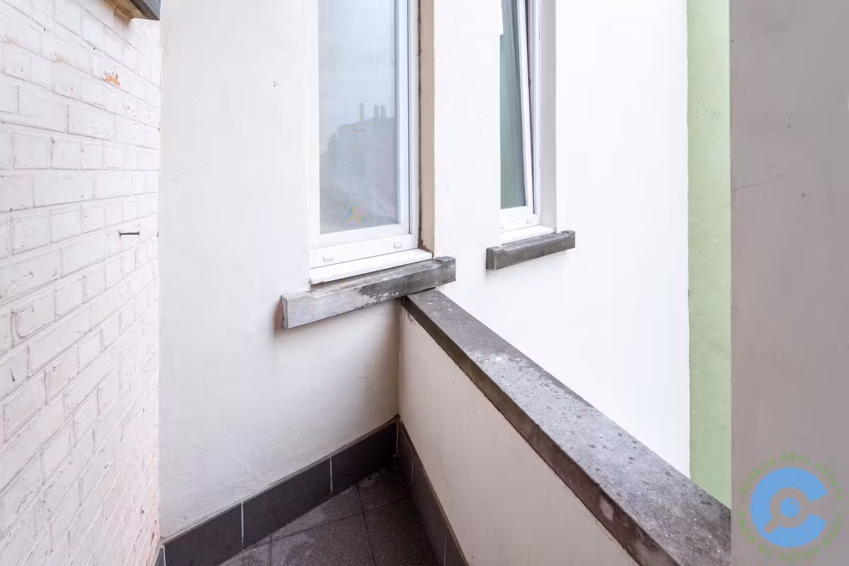 Lichtrijk hoekappartement met 2 slaapkamers in Wilrijk - 9