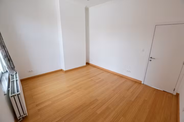 Bel appartement rénové proche de la Place Louise - 12