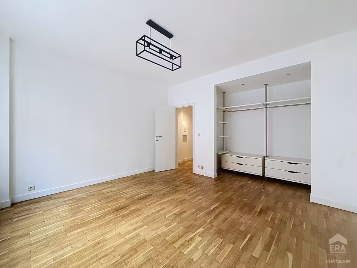 One-bedroom apartment with terrace in Uccle - 4
