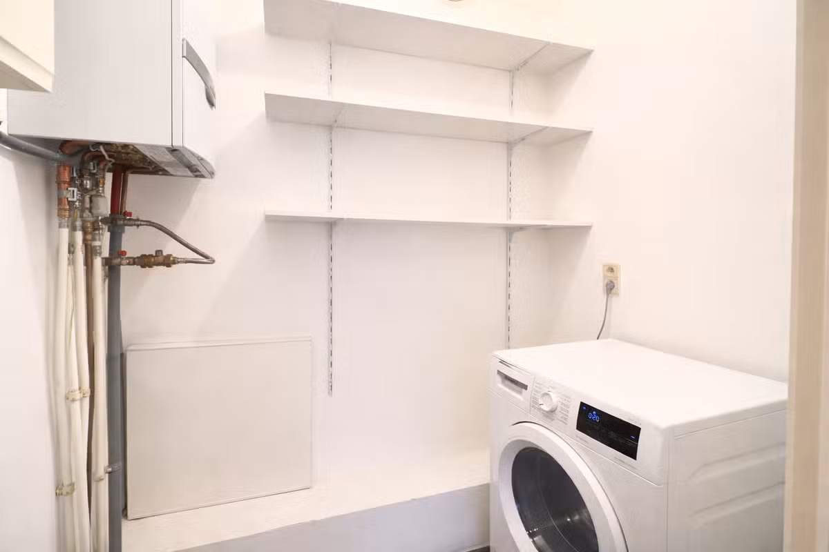 Gemeubileerd appartement met twee slaapkamers nabij... - 5