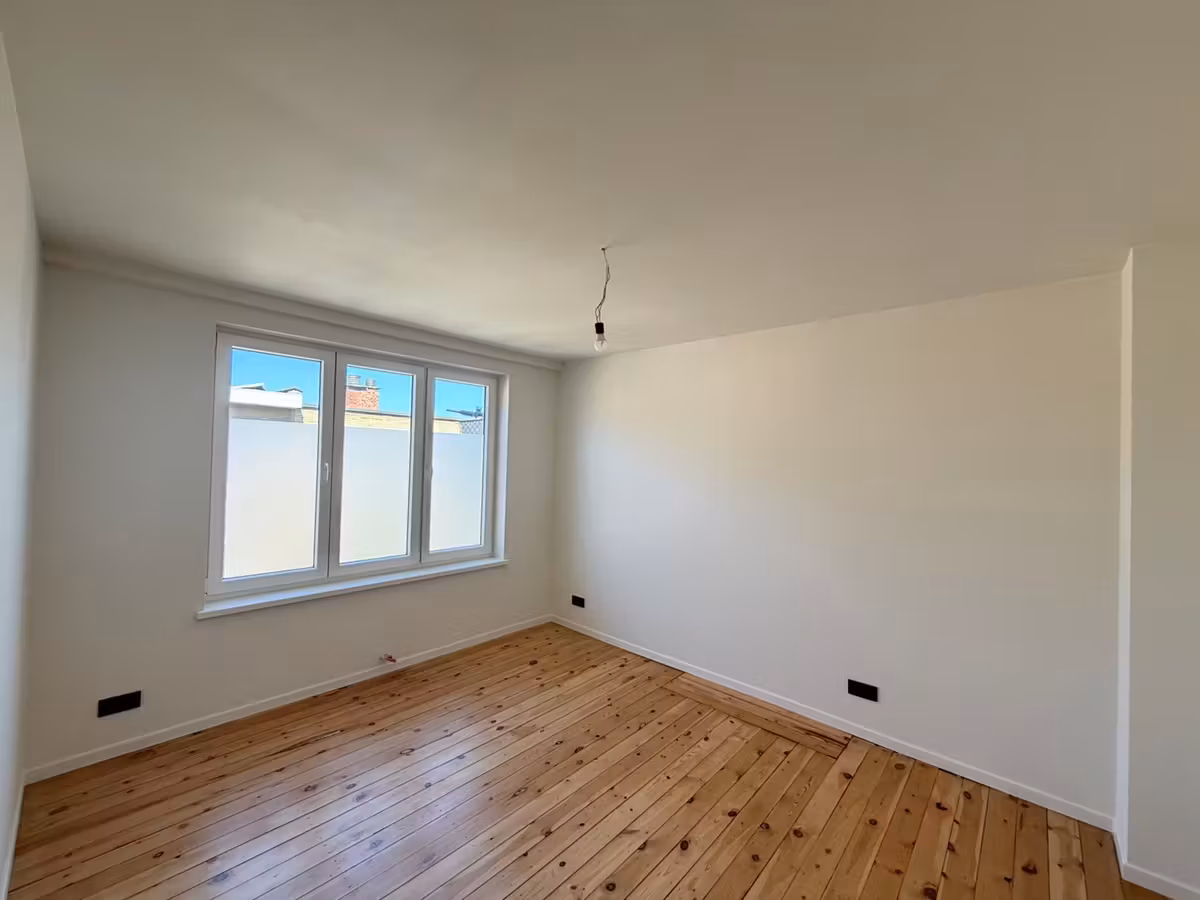 Bright renovated house with 4 bedrooms - 15