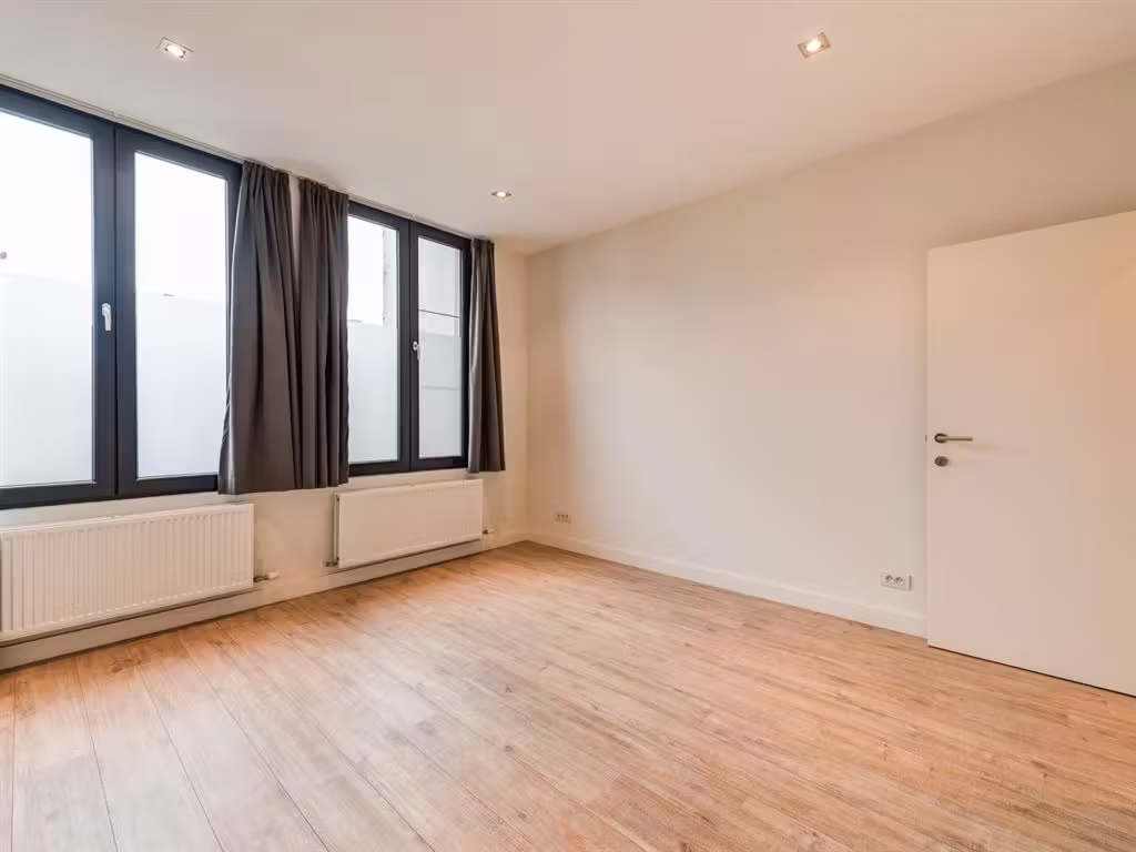 Appartement lumineux à un emplacement privilégié à... - 8