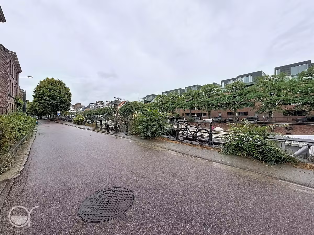 Bemeubelde studio met mezzanine aan de Visserij - 10