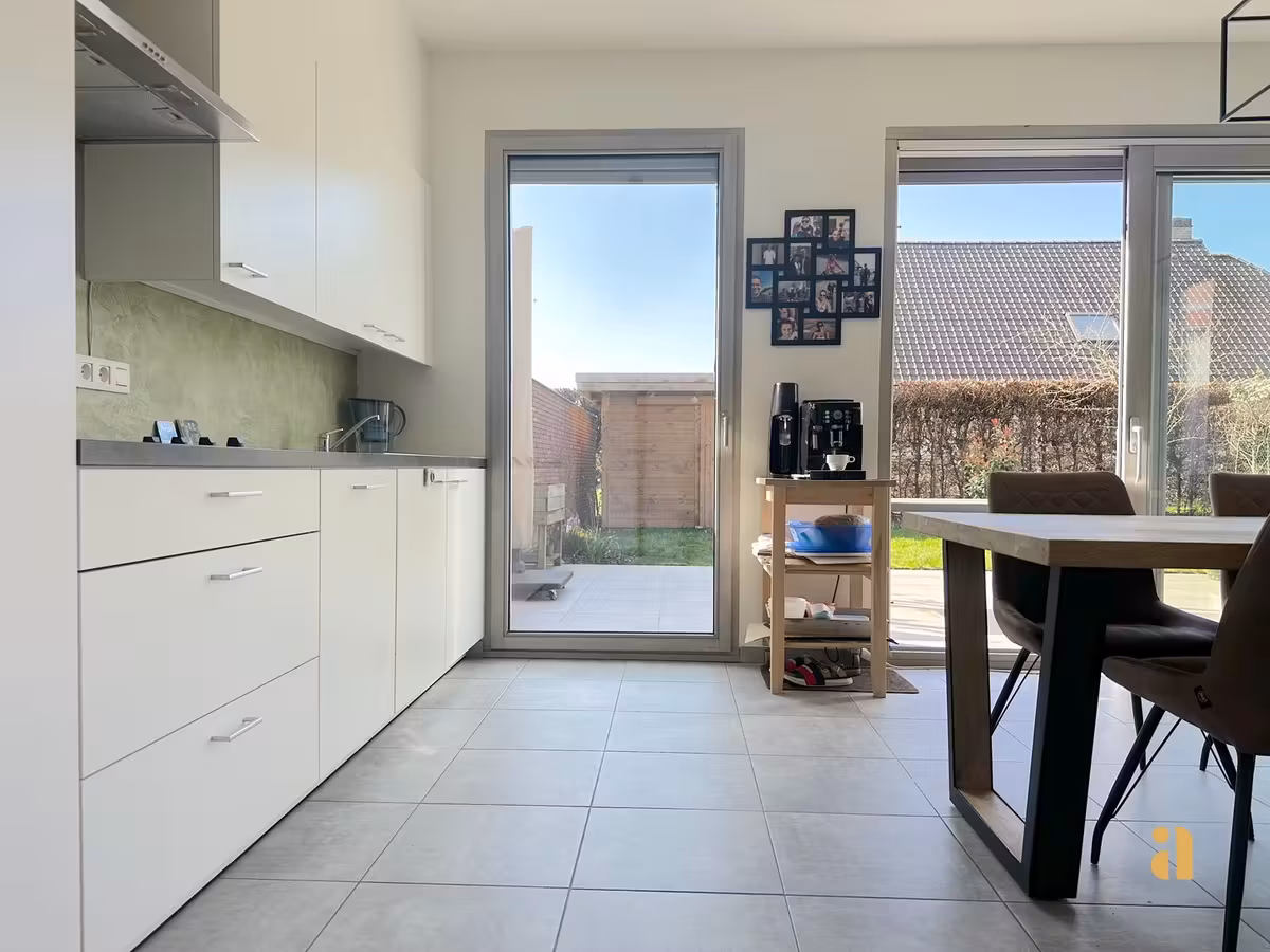 Energiezuinige en lichtrijke gezinswoning met zonnige tuin - 9