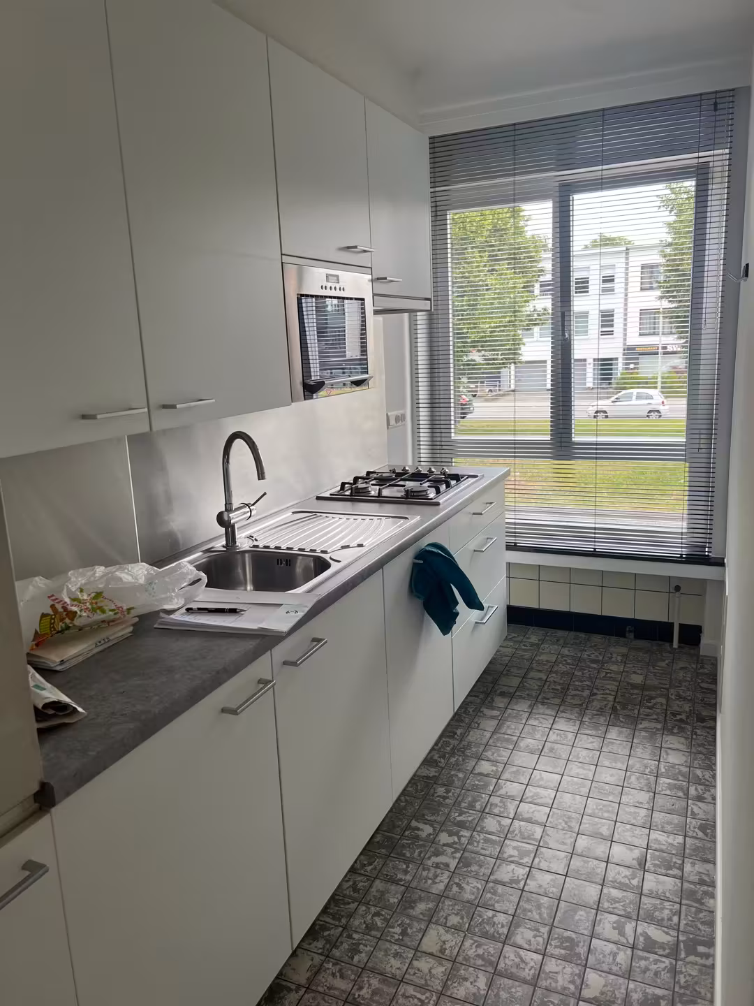 Gezellig appartement met 2 slaapkamers, terras en garage - 3