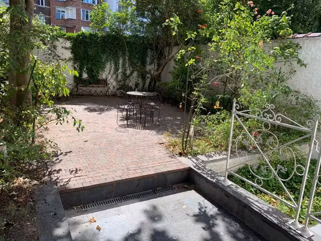 Rez-de-chaussée avec jardin à Bruxelles - 2