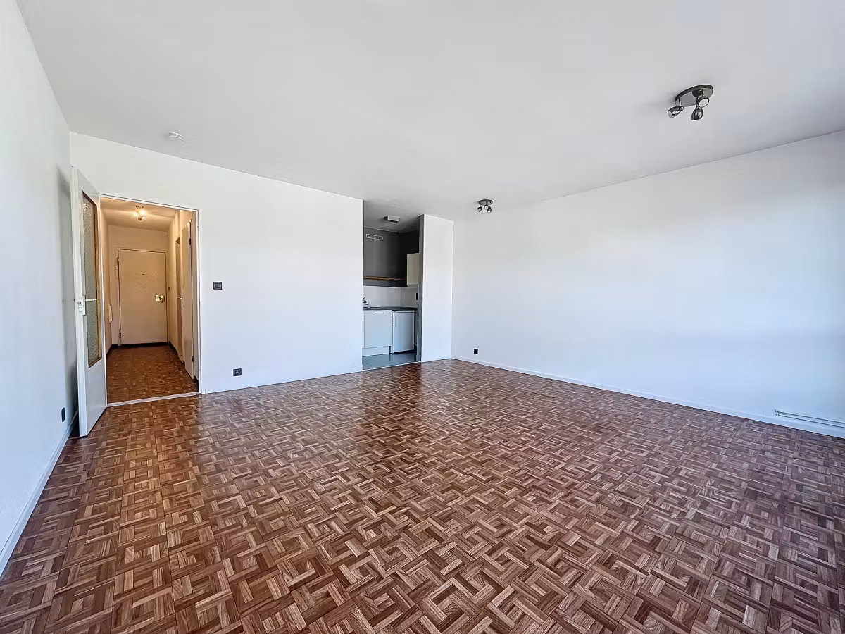 Lichtrijk appartement met één slaapkamer te huur in Deurne - 9