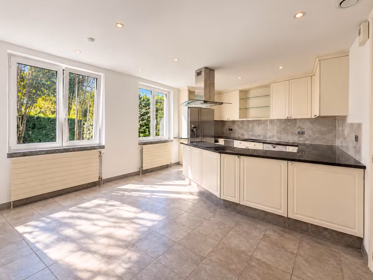 Appartement van 290 m² in Uccle - 3