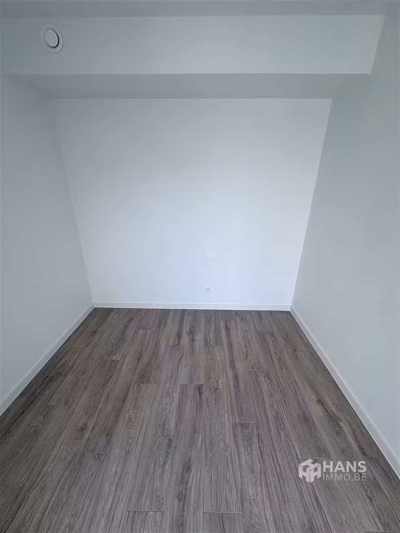 NIEUWBOUWAPPARTEMENT MET 2 SLAAPKAMERS EN TERRAS TE ANTWERPEN - 12