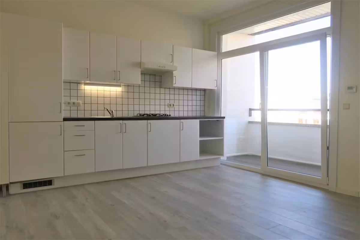 Spacious studio with terrace and green view in Wilrijk - 4