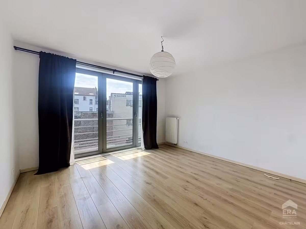 Duplex with 3 bedrooms and terrace for rent in Saint-Gilles - 11