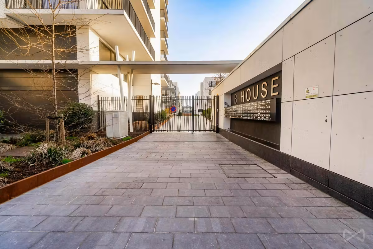 One-bedroom apartment in Schaerbeek - 13