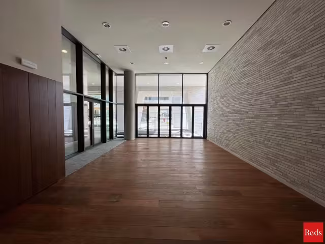 Appartement de 2 chambres avec spacieuse terrasse et parking - 11