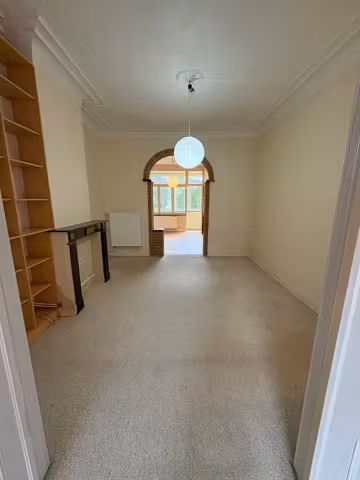 Appartement non-meublé avec balcon à Jette - 5