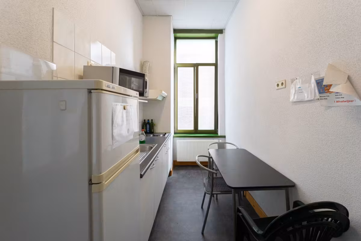 STUDENTENKAMER TE HUUR OP DE NEDERKOUTER! - 8