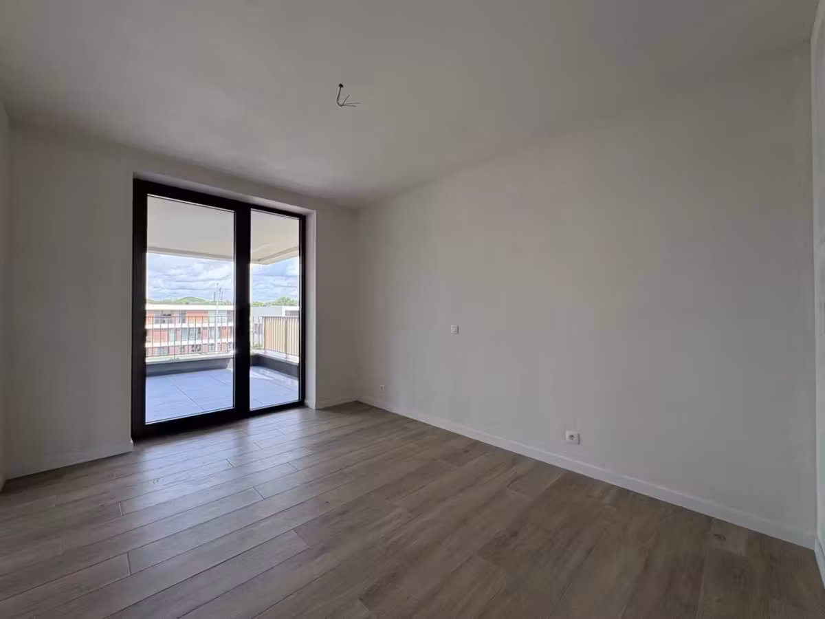 Nieuwbouwappartement met 2 slpk en terras te huur Zwijnaarde - 8