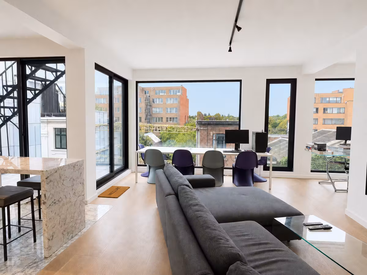 Penthouse avec terrasse sur toit à Berchem
