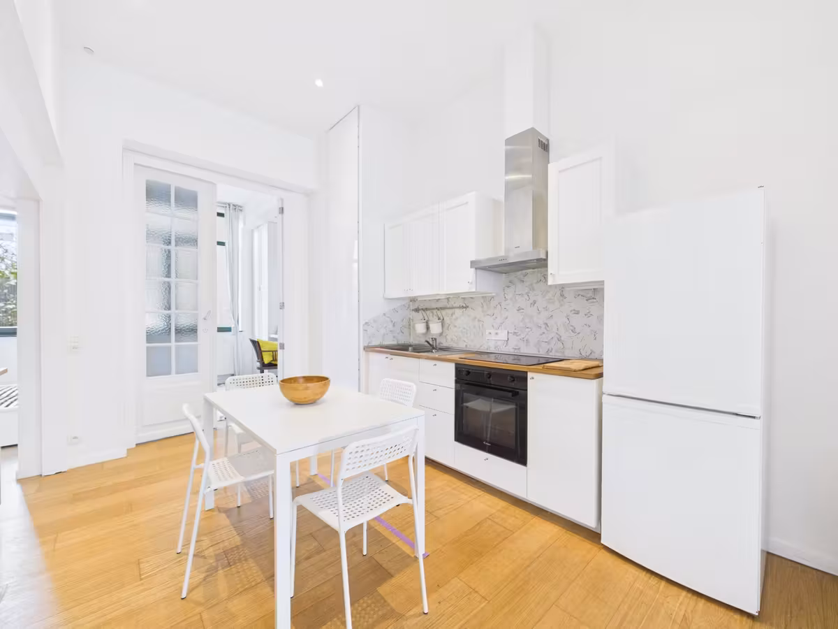 Appartement met één slaapkamer nabij Quartier Midi - 8