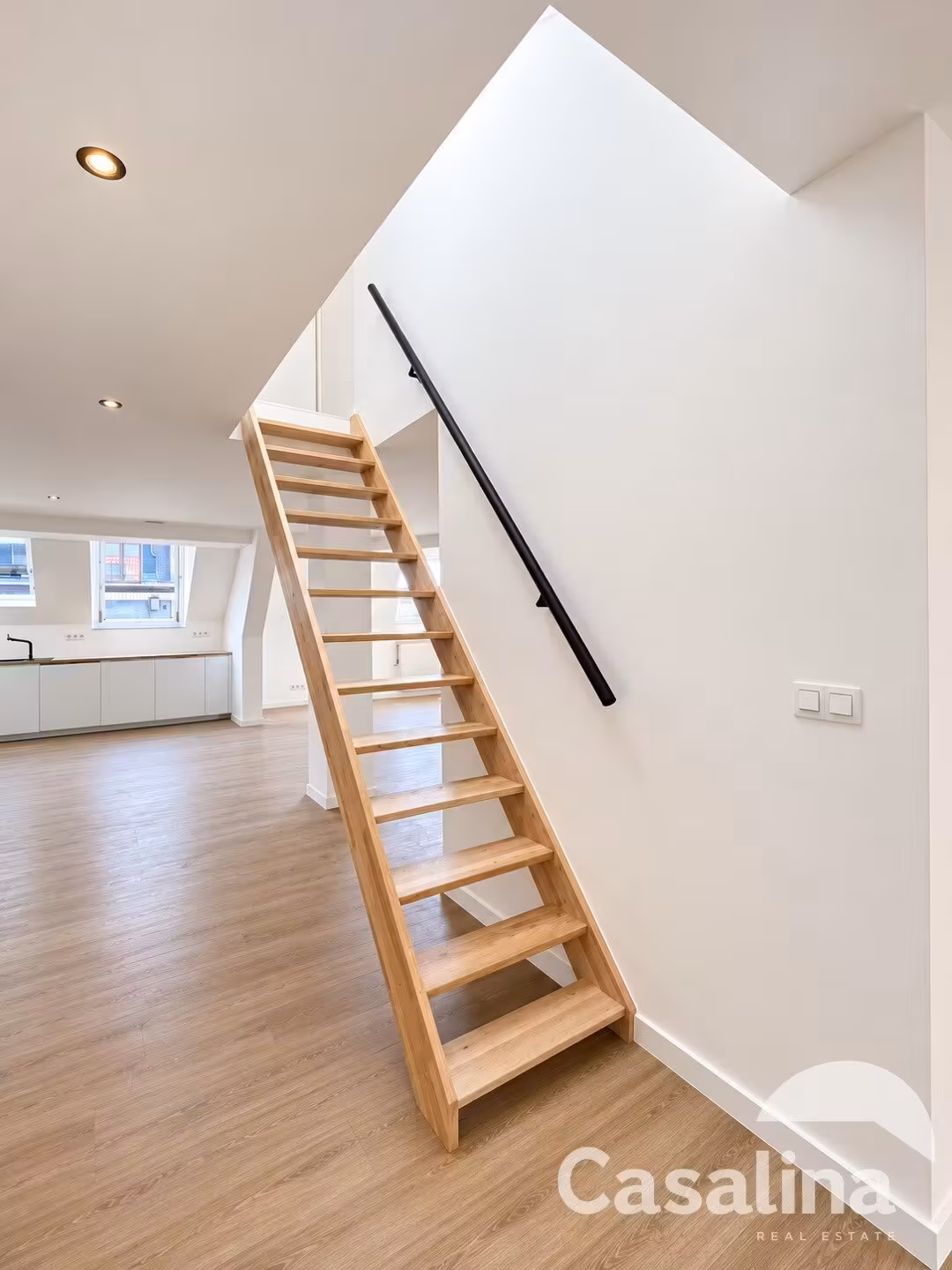 Three-bedroom duplex apartment for rent - 22