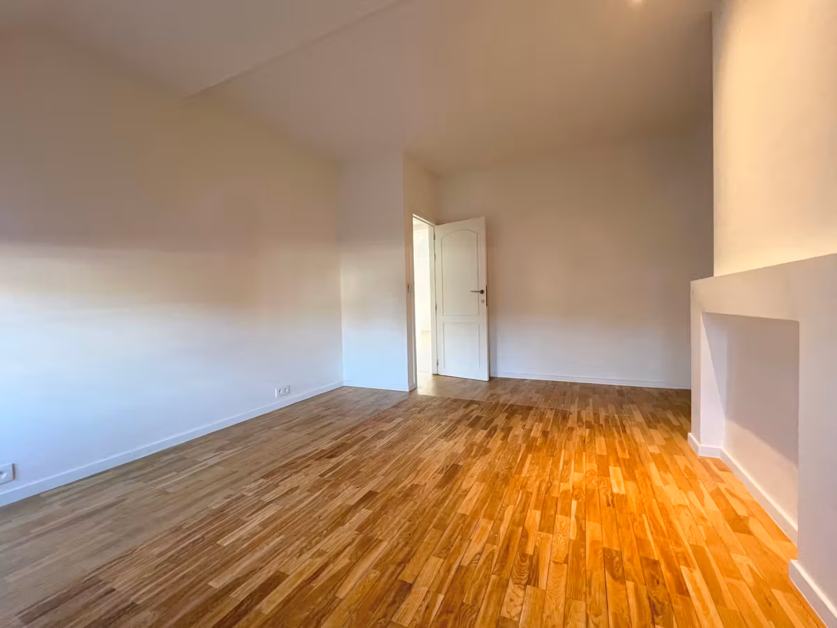 Ruim duplex appartement nabij Parvis Saint-Gilles - 9