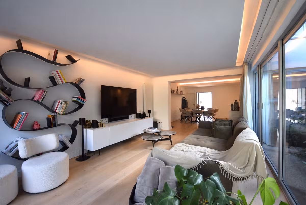 Maison en rangée rénovée avec jardin urbain - 7