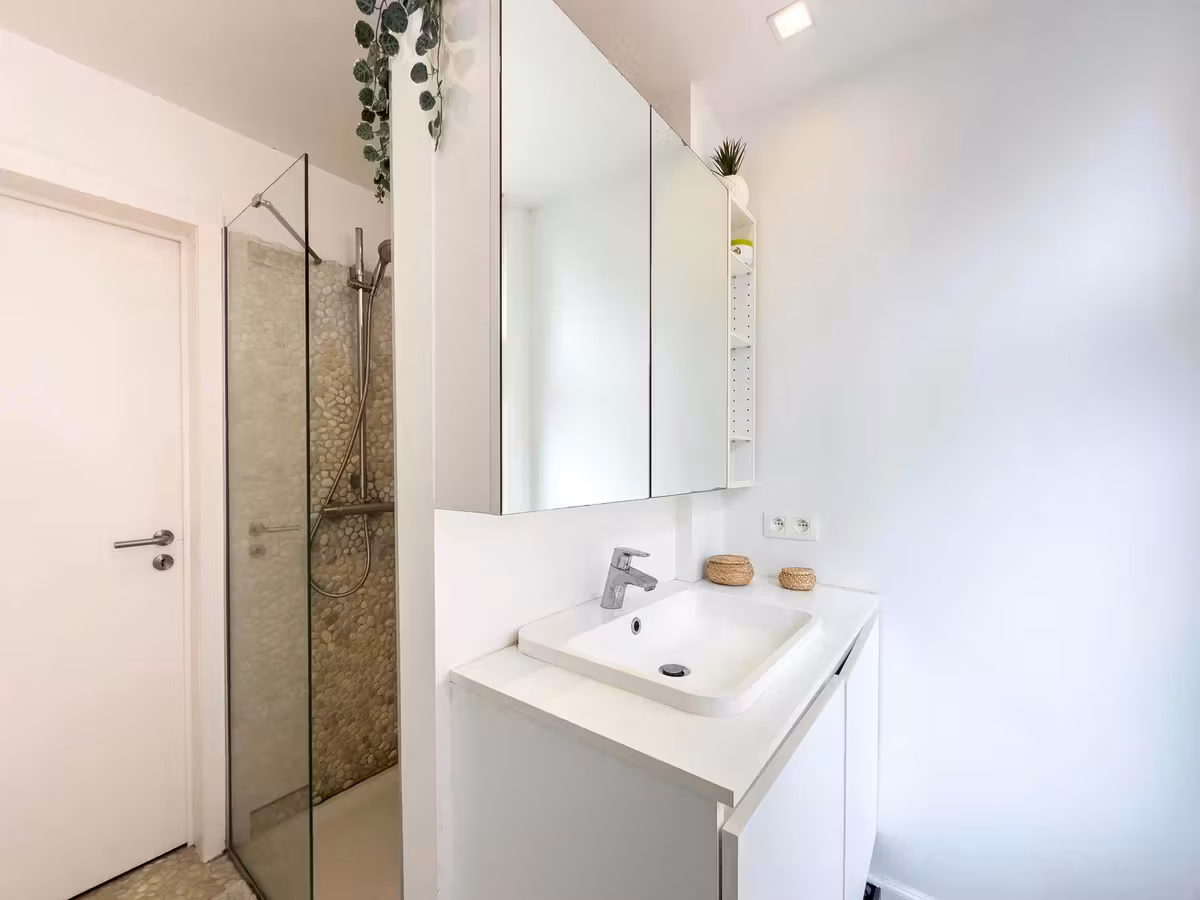 Two-bedroom apartment in Ixelles - 11