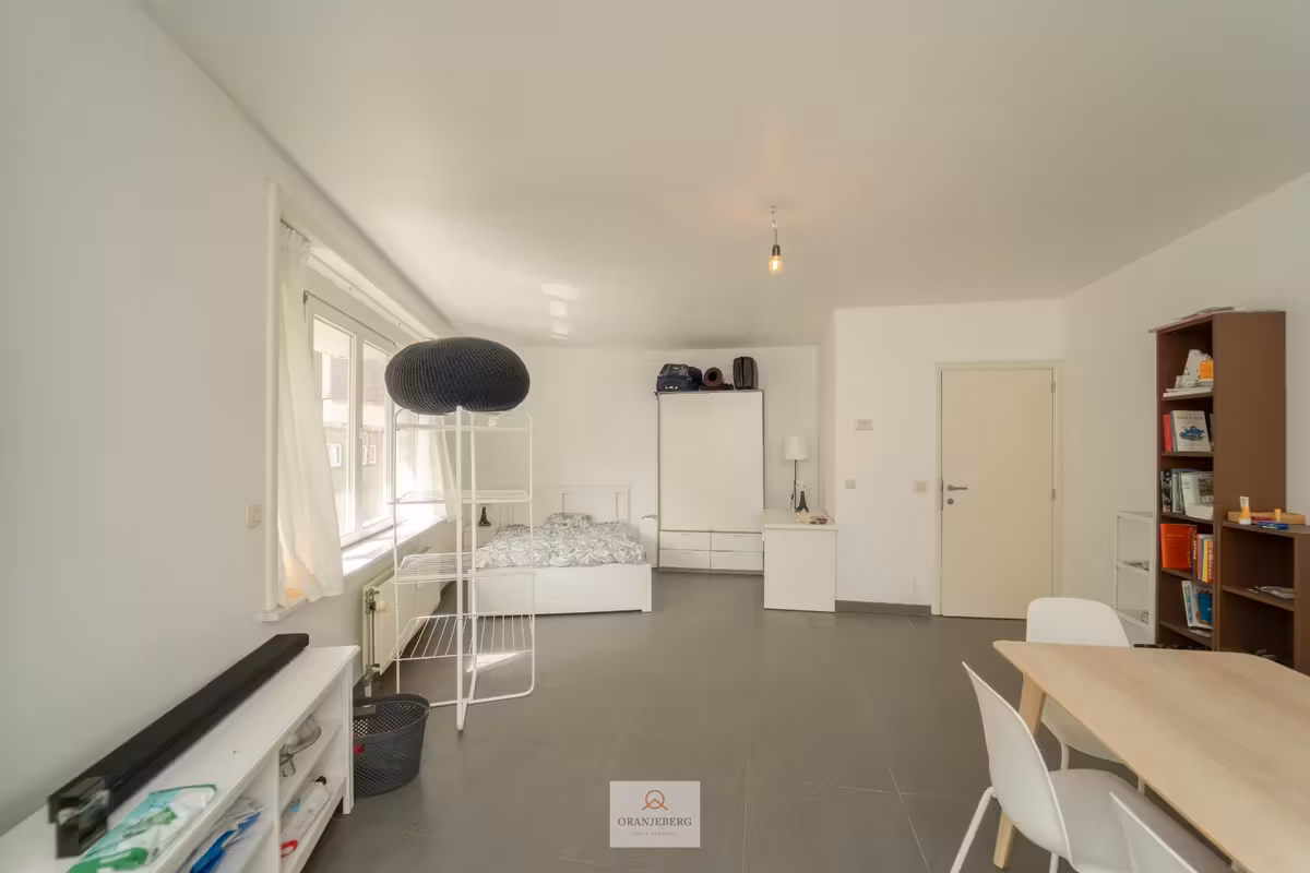 Studio + place de parking à louer près de la gare de Gand-Saint-Pierre - 11