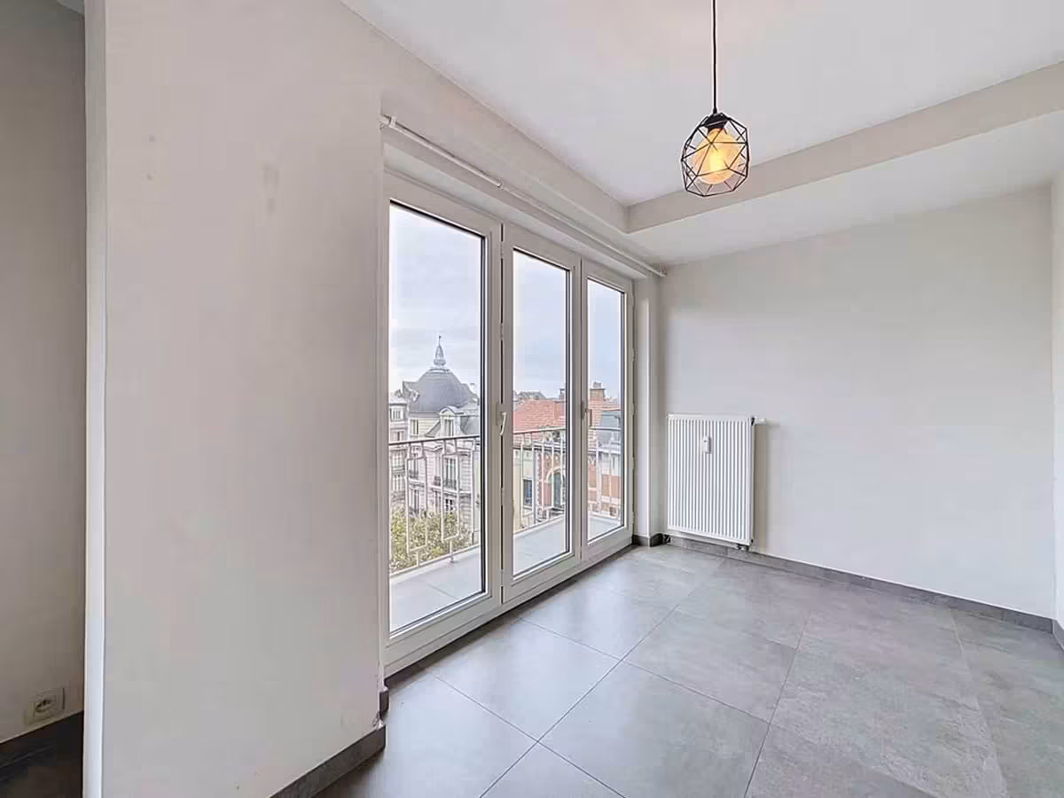 One-bedroom apartment in Saint-Gilles - 8