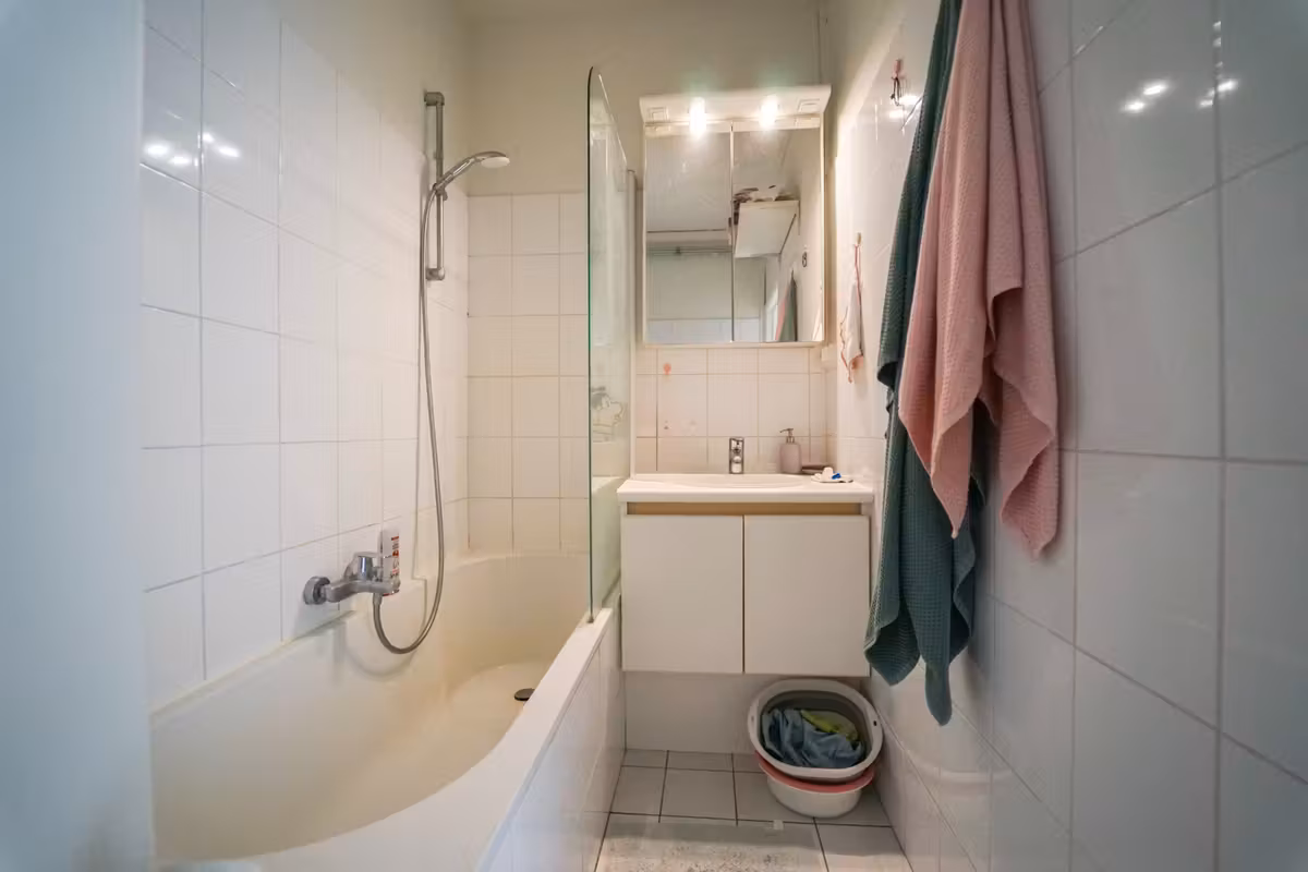 Lichtrijk appartement met balkon op gunstige ligging - 5