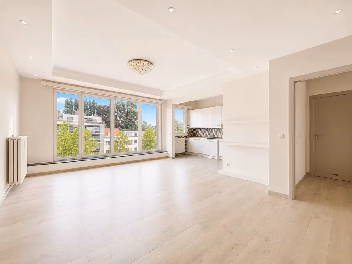 Appartement avec 2 chambres à coucher et parking à louer - 4