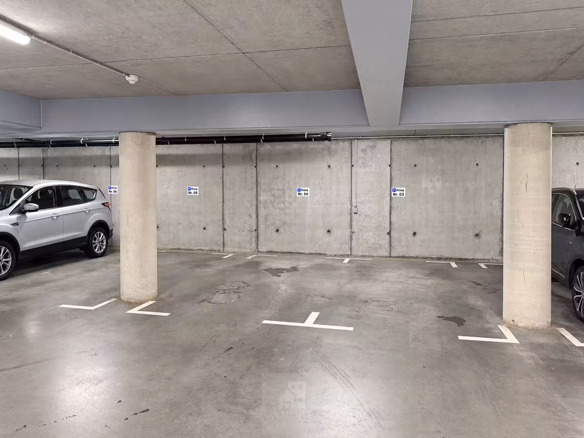 Recent one-bedroom apartment with parking space - 11
