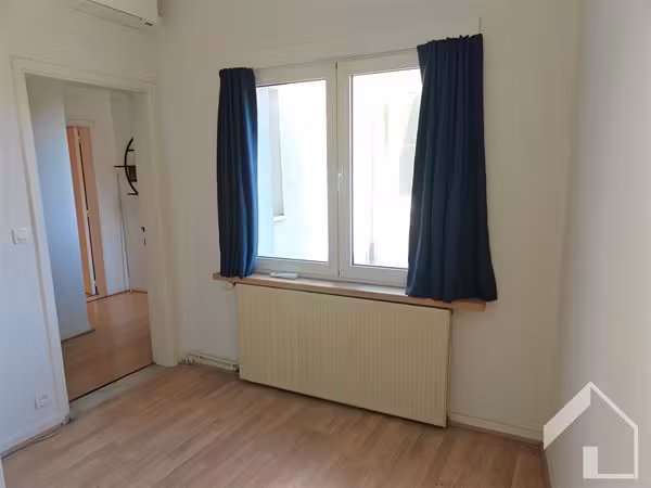 Spacious apartment with 2/3 bedrooms - 4