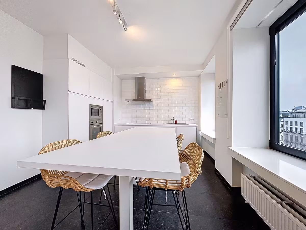 Spacious two-bedroom apartment in Antwerp - 9