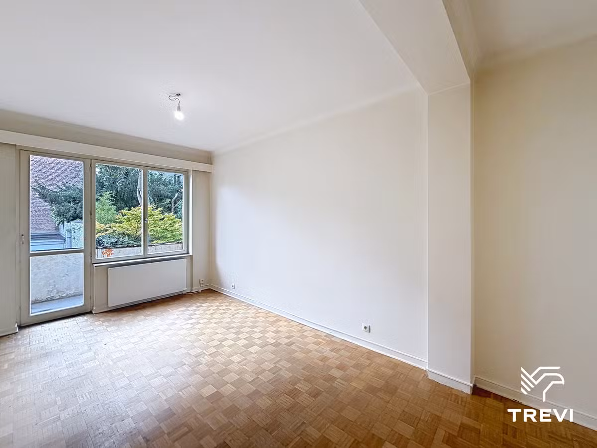 Appartement met één slaapkamer en twee balkons - 8