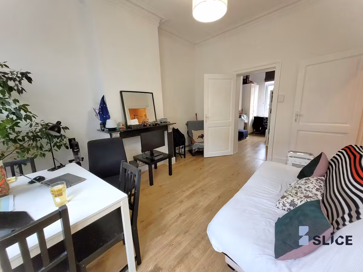 Furnished one-bedroom apartment near Place Flagey - 5