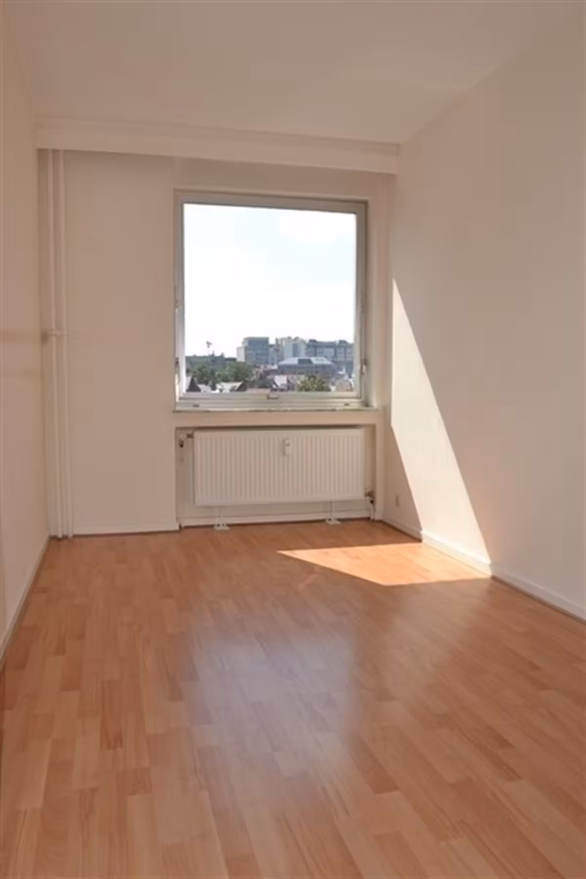 3 slaapkamer appartement op een strategische locatie in de EU wijk - 5
