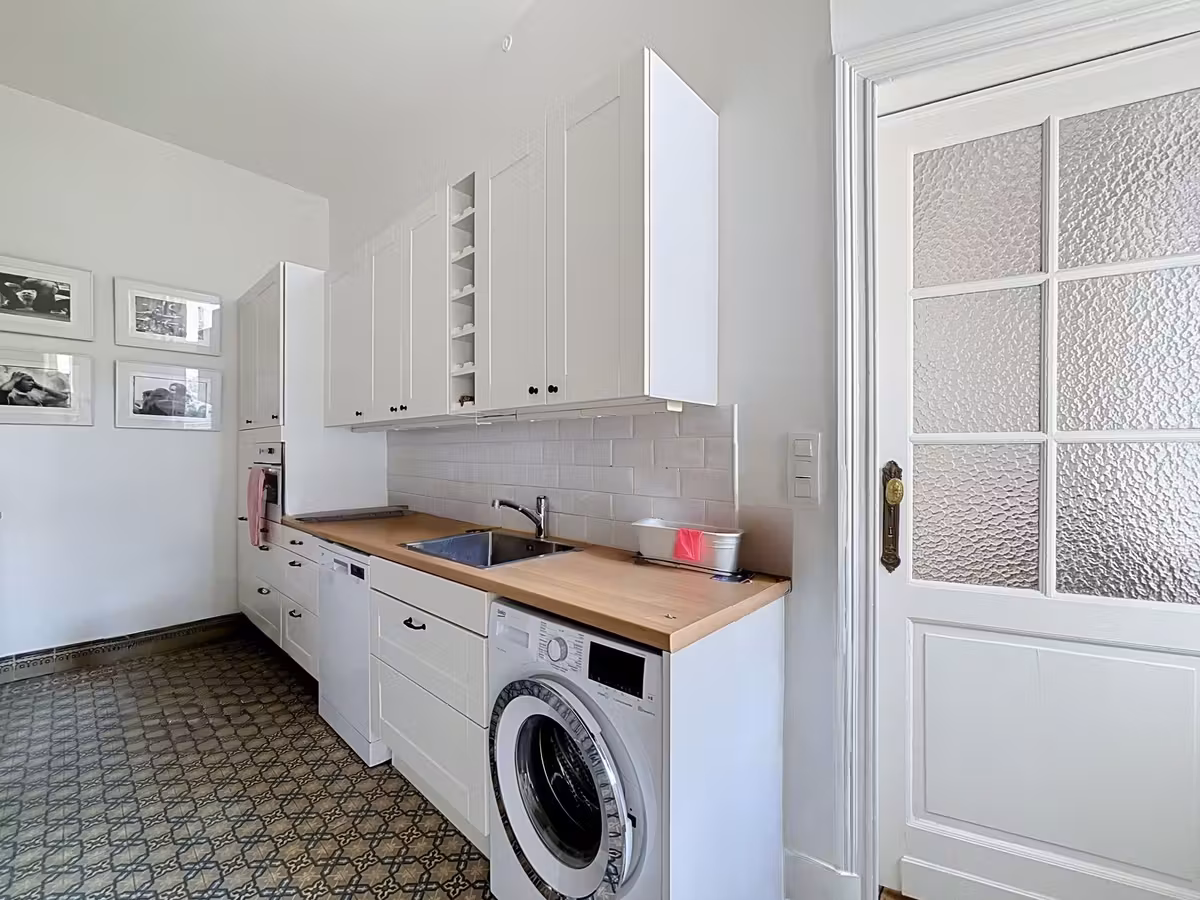 Laken: Appartement met 1 slaapkamer + bureau/dressing (99m²) - 3