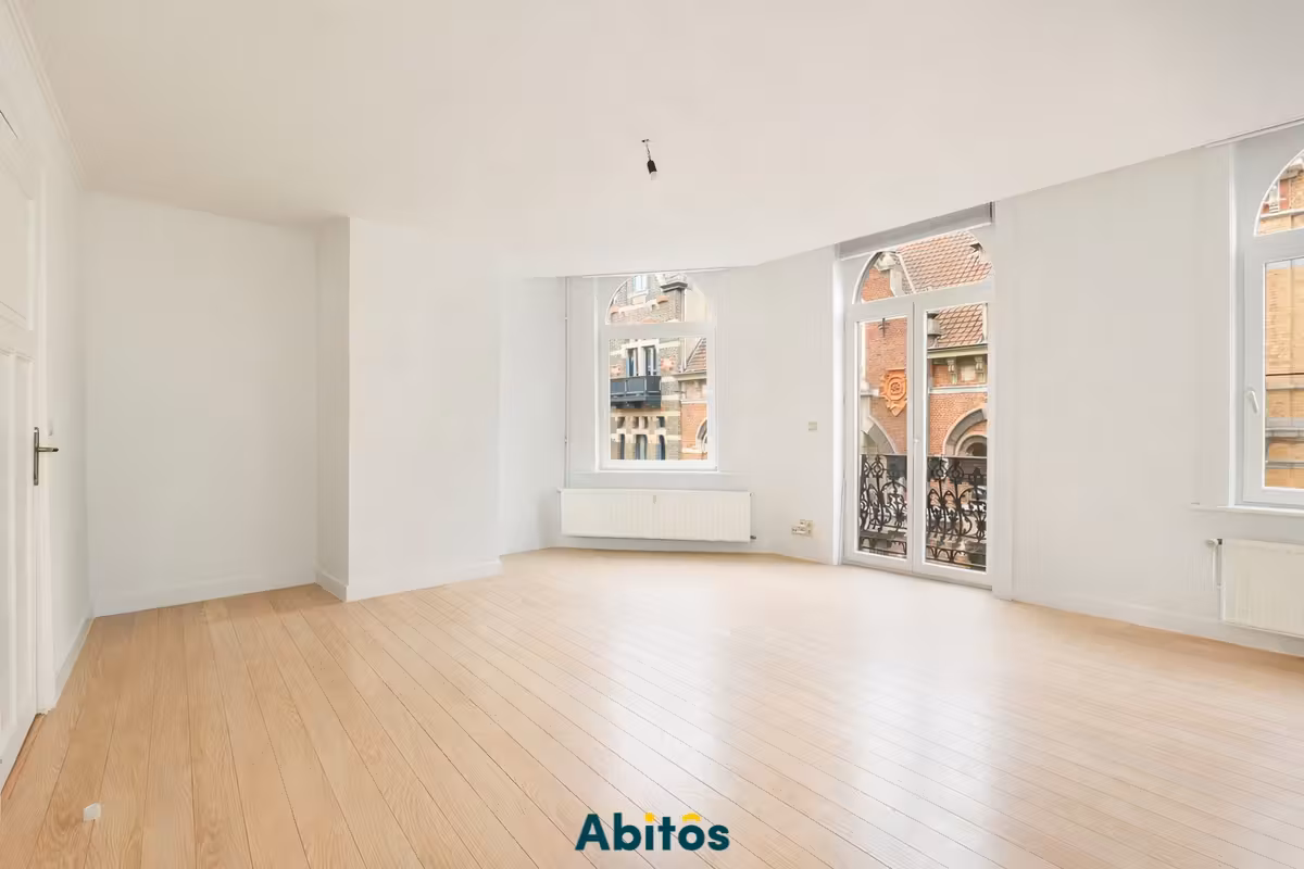 UNIEK TRIPLEX-APPARTEMENT MET 3 SLAAPKAMERS EN PRACHTIG UITZICHT IN HARTJE GENT - 4