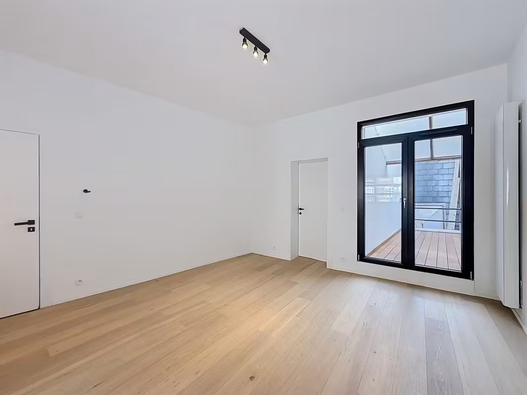 Renovated apartment with terrace in Mutsaard - 1