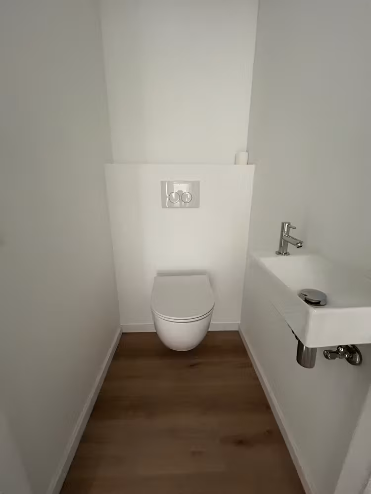 Appartement au rez-de-chaussée rénové avec terrasse - 14