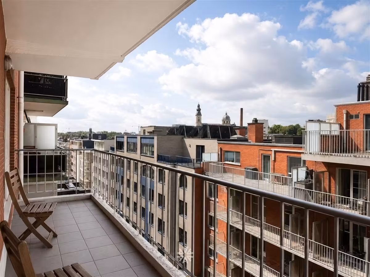 Spacious furnished three-bedroom apartment for rent near Zuidpark Ghent - 3