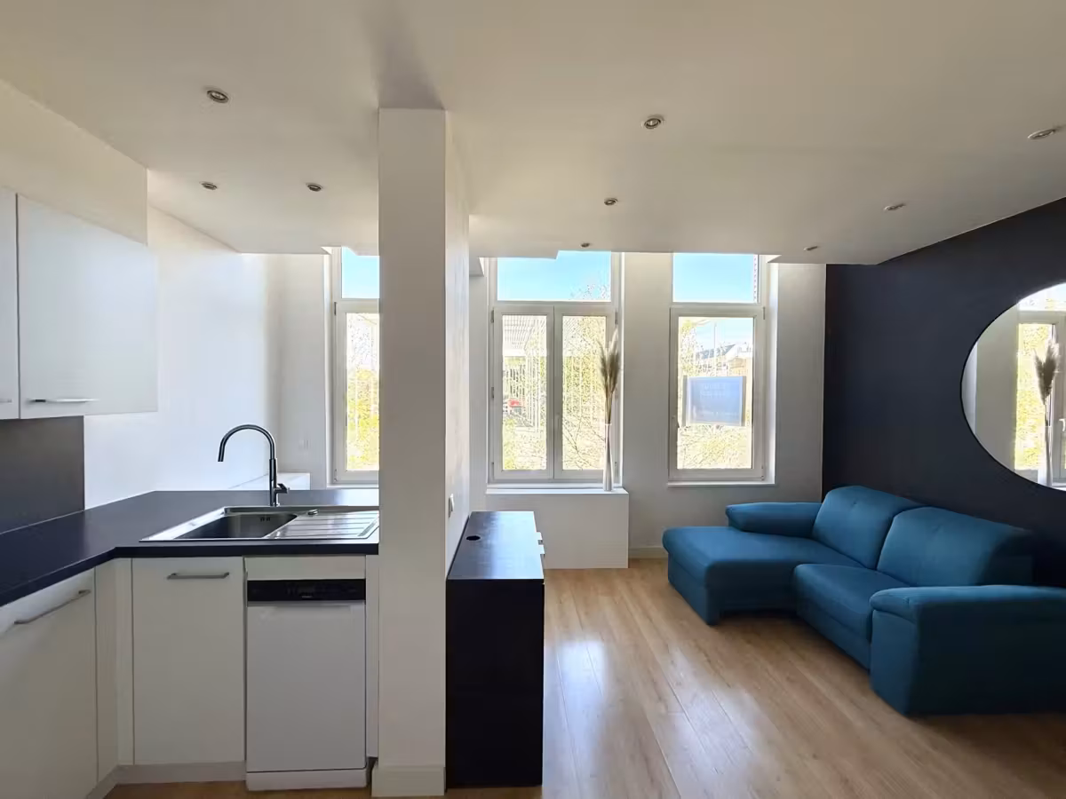 Instapklaar en lichtrijk 3-slaapkamer appartement met terras - 14